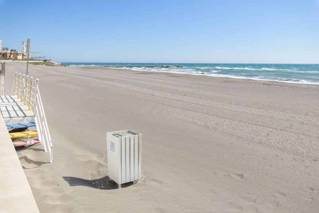Beachfront Apartment Madrid 709 Torrox Exteriér fotografie